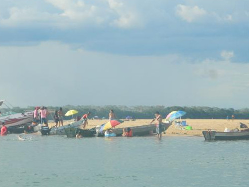 Passeio de Barco no Rio Paraná